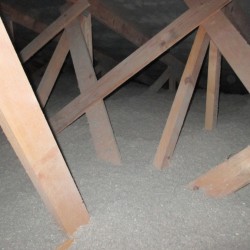 Rodinná dřevostavba Blatná - zateplení stropní konstrukce 198m2